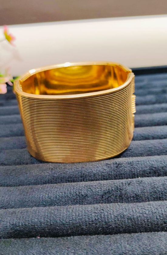 Anti Tarnish Gold Plated Premium Bracelet