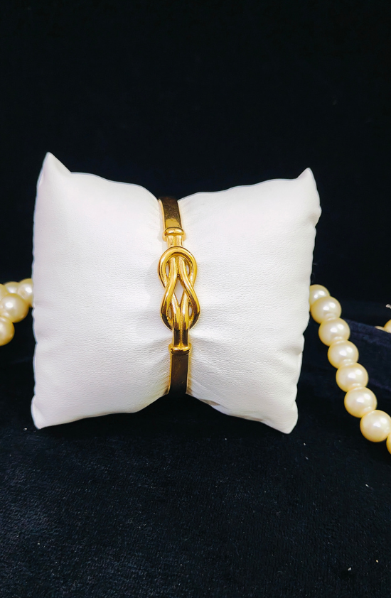 Anti Tarnish Golden Bracelet