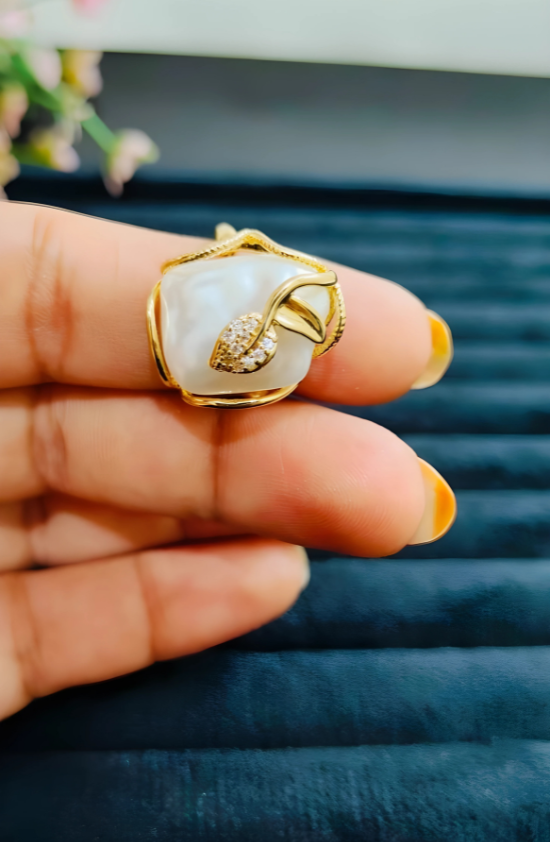 Anti Tarnish Leaf White Stone Premium Ring