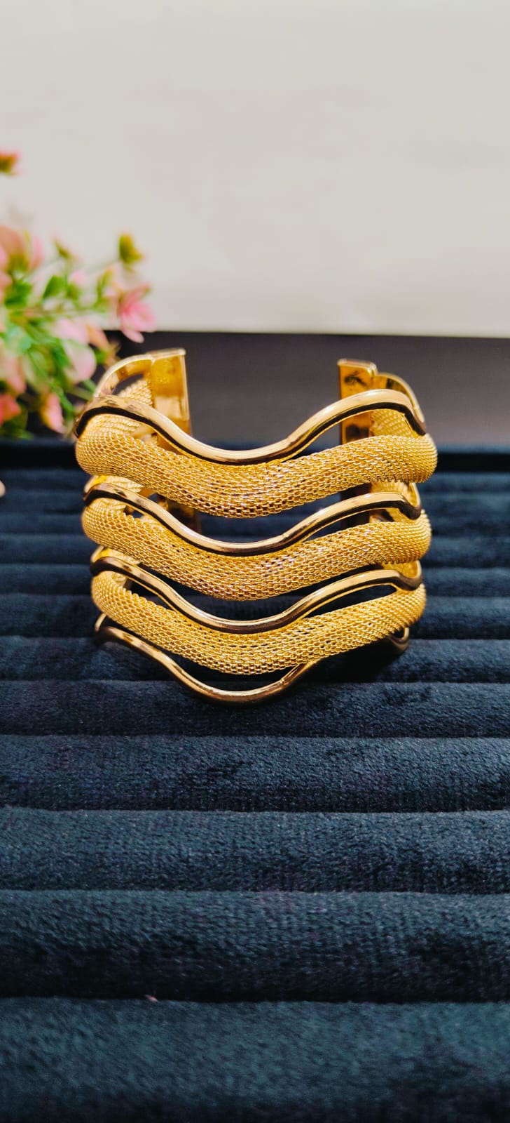 Anti Tarnish Waves Gold Plated Premium Bracelet