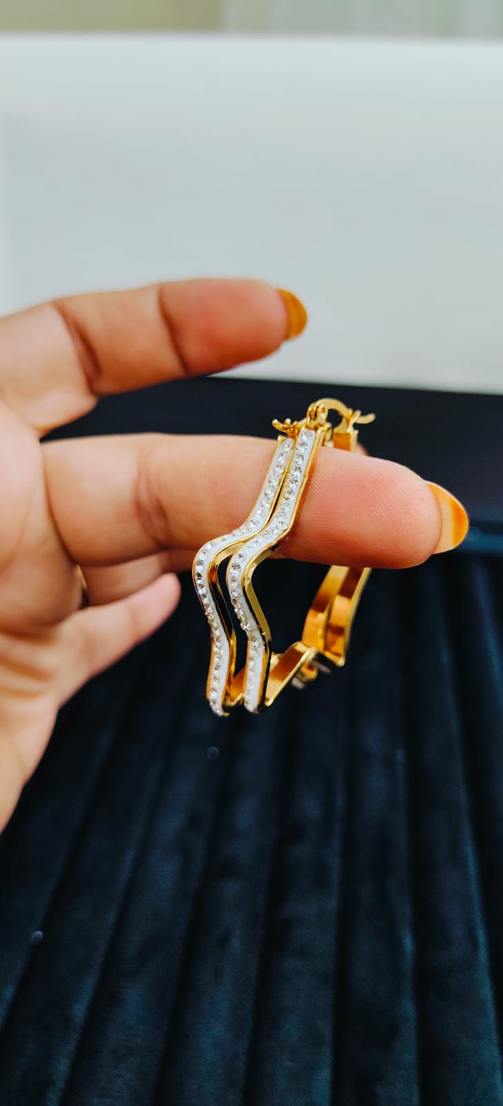 Anti Tarnish Star White Stone Premium Ear Ring