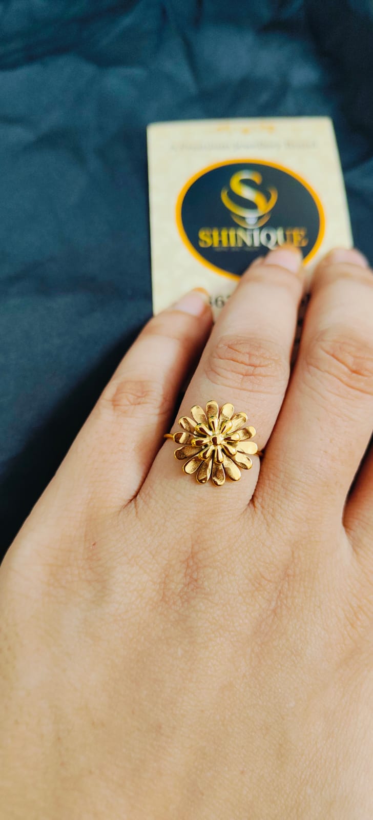 Anti-Tarnish Blossom Glow Ring