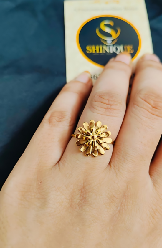 Anti-Tarnish Blossom Glow Ring