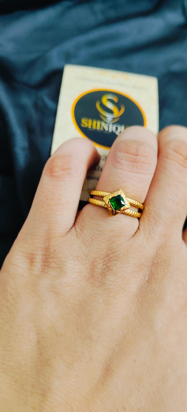 Anti-Tarnish Green Diamond Glow