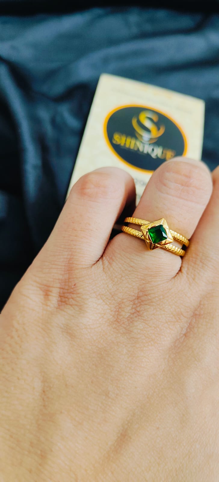 Anti-Tarnish Green Diamond Glow