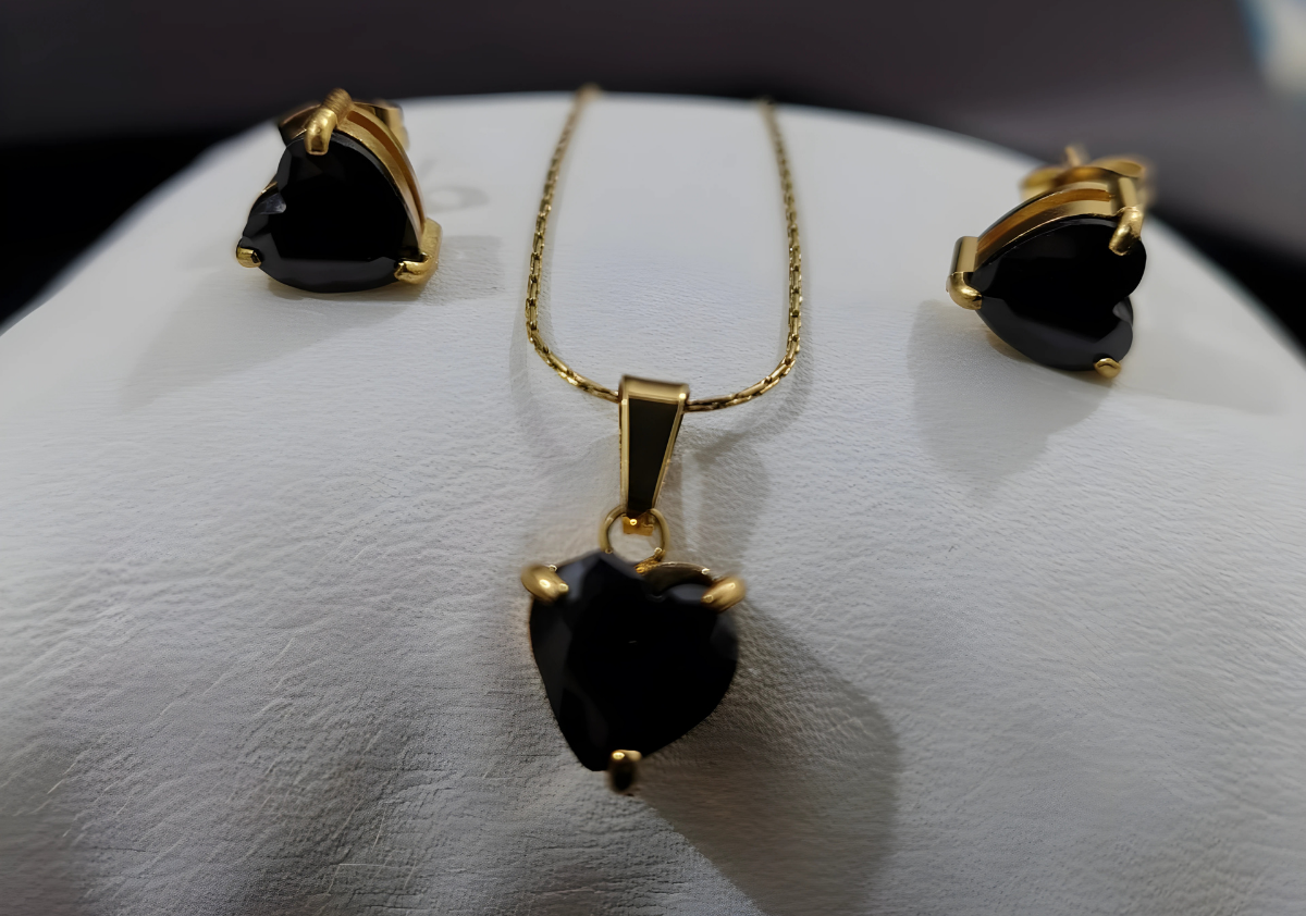 Shadow Shine Necklace